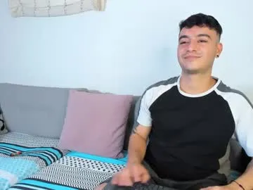 Offline p_jhon on Chaturbate
