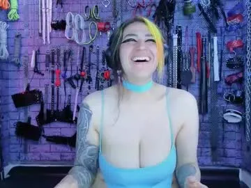 Offline pandoranez on Chaturbate