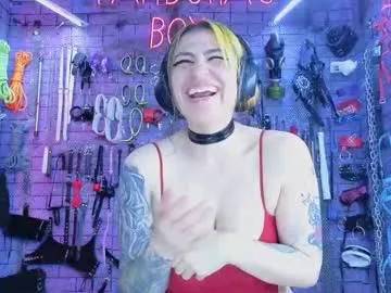 Offline pandoranez on Chaturbate