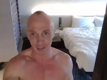 Offline parkerflexes on Chaturbate