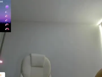 Offline patyy_37 on Chaturbate