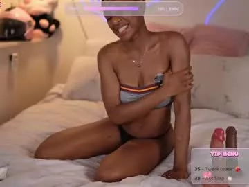 Offline peachypeachgirl on Chaturbate