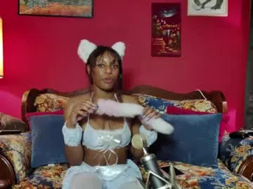 Offline peachypeachgirl on Chaturbate