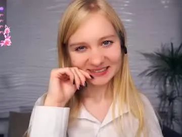 Freechat phyllisearney on Chaturbate