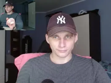 Offline poliglotjoe on Chaturbate