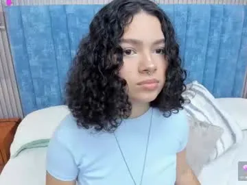 Offline pretty_sunlight_ on Chaturbate