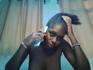 Freechat prettydulce on Chaturbate