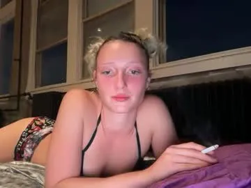 Offline prettyunicorn555 on Chaturbate