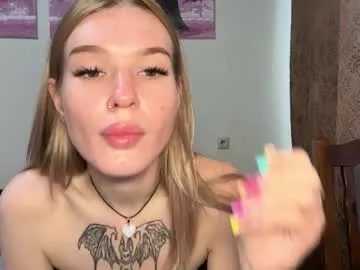 pussymoneywet on Chaturbate 