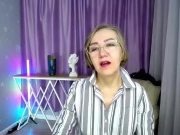 queen_a_n_i from Chaturbate is Freechat