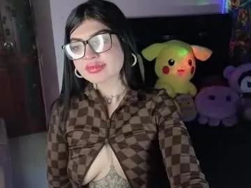 queenlamia from Chaturbate