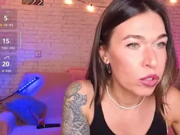 Offline reginahawkinss on Chaturbate