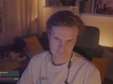 rocketbunnyxxx —  Tip 15, vibe my ass and win the control  // GOAL: Hush is off - Make me stutter with your tips and put on suit [320 tokens left] #shy #new #nonude #chat #hairy