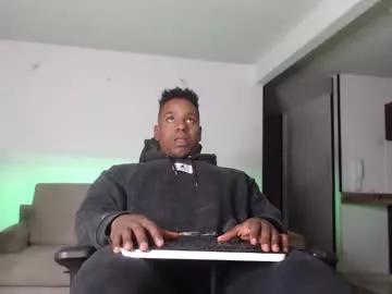rogger_physique from Chaturbate