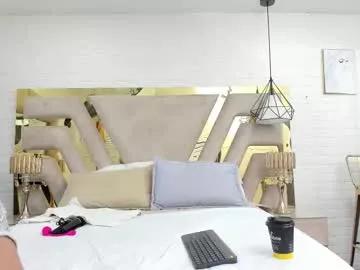 rossee_naia from Chaturbate