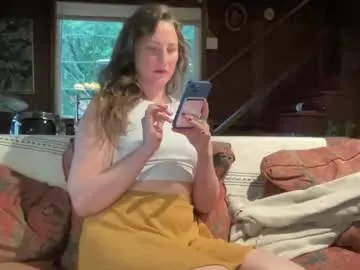 Freechat rubywavesback on Chaturbate