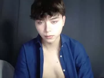 Offline ryan_mckenzziee on Chaturbate