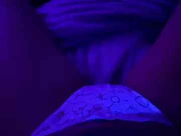 Offline ryeanne25 on Chaturbate