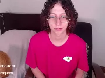 Offline salemqueer_ on Chaturbate