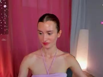 sallybiscuit from Chaturbate