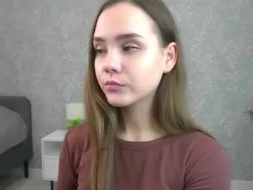 sara_whooops on Chaturbate