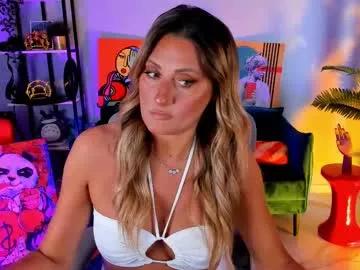 sarahholly from Chaturbate