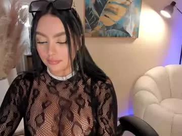 sarawinstone_ from Chaturbate