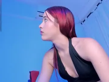 sarenlux on Chaturbate