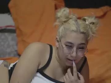 selly__madelline from Chaturbate