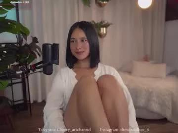sensualcherry_ from Chaturbate