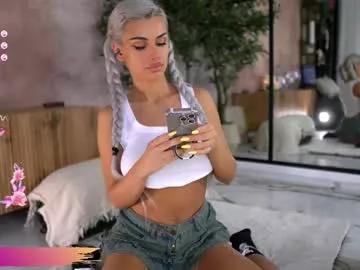 serene_sophiex from Chaturbate