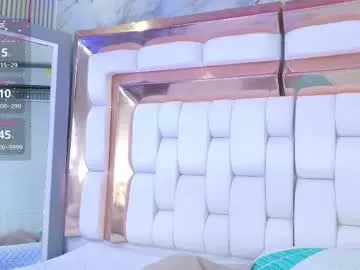 Offline sexysister_ on Chaturbate