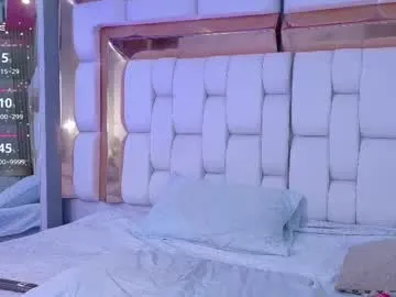 Offline sexysister_ on Chaturbate