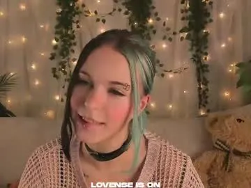 she_well on Chaturbate
