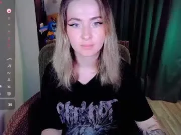 Freechat shyfoxxxy on Chaturbate