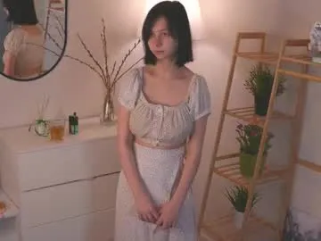 skyemcguire — GOAL: Take off my bra [381 tokens remaining] Hi guys! I'm Melissa! My favorite patterns - 44 77 88 222! #18 #new #shy #bigboobs #young