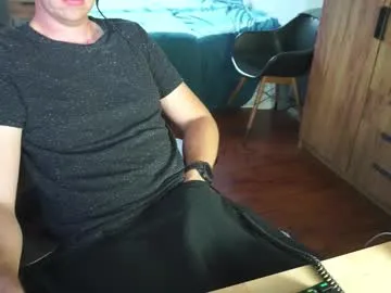 Offline skylinebaby on Chaturbate