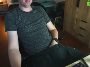 Offline skylinebaby on Chaturbate