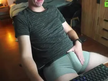 Offline skylinebaby on Chaturbate