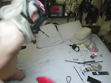 Offline smokeslut365 on Chaturbate