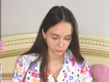 Freechat softiedream on Chaturbate