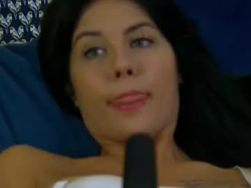 Freechat sophie__hill on Chaturbate