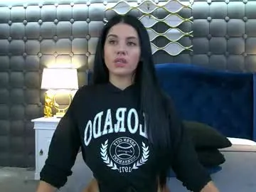 Freechat sophie__hill on Chaturbate