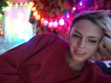 sophie_lovely on Chaturbate