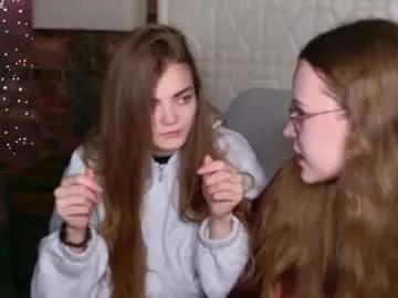 sophiesuvi on Chaturbate