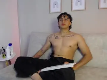 Freechat spike_spigell on Chaturbate