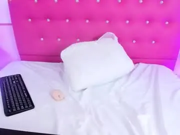 Offline stefany_moll on Chaturbate