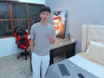 Freechat stephane_rouss on Chaturbate