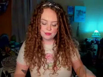 Offline strwbby on Chaturbate