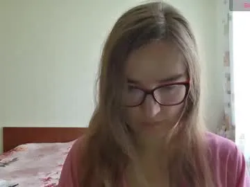 Offline suckmydickifurstreight on Chaturbate